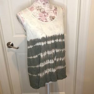 A.N.A. Unique green flowy tank SMALL